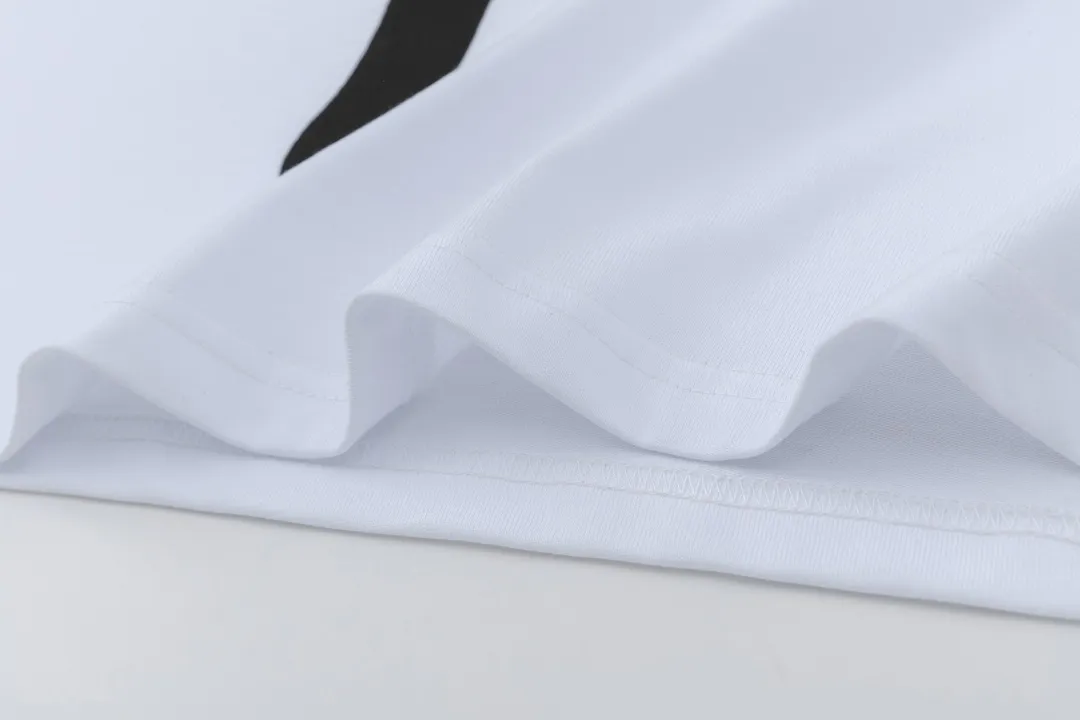 Model D125 Gallery dept trendy brand washed short-sleeves: After washing and shaping, it does not change shape and does not pill. The fabric is soft, comfortable and breathable, S to XL, p106